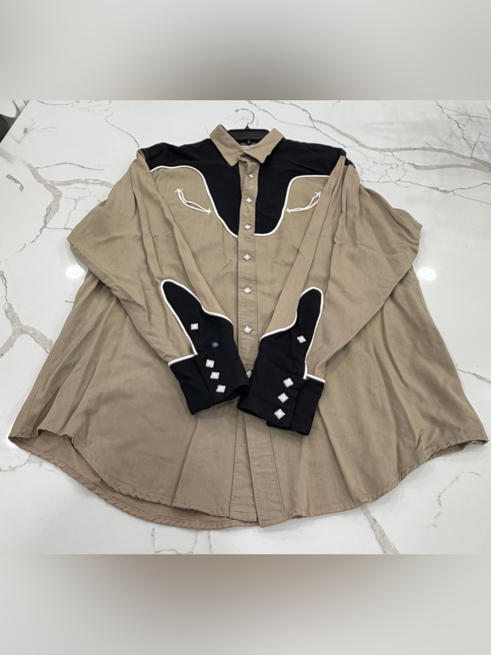 Vtg Rockmount Ranch Wear Western Shirt Men Lg Tan Black Rayon Pearl Snap USA